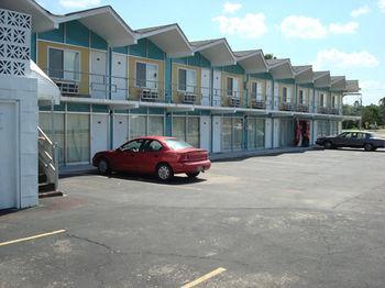 Gray Plaza Motel Benton Exterior foto
